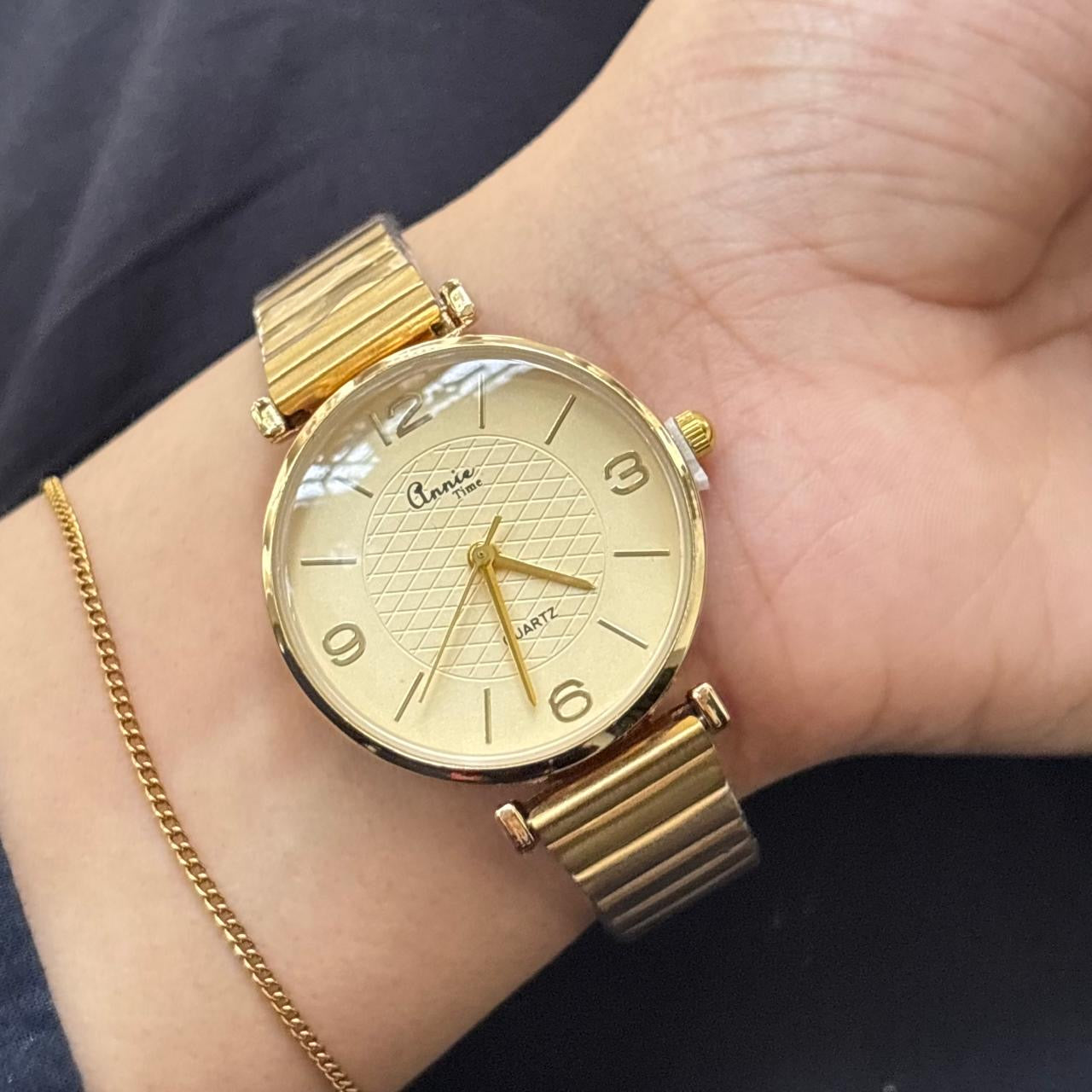 Élise Everyday Staple Gold Watch