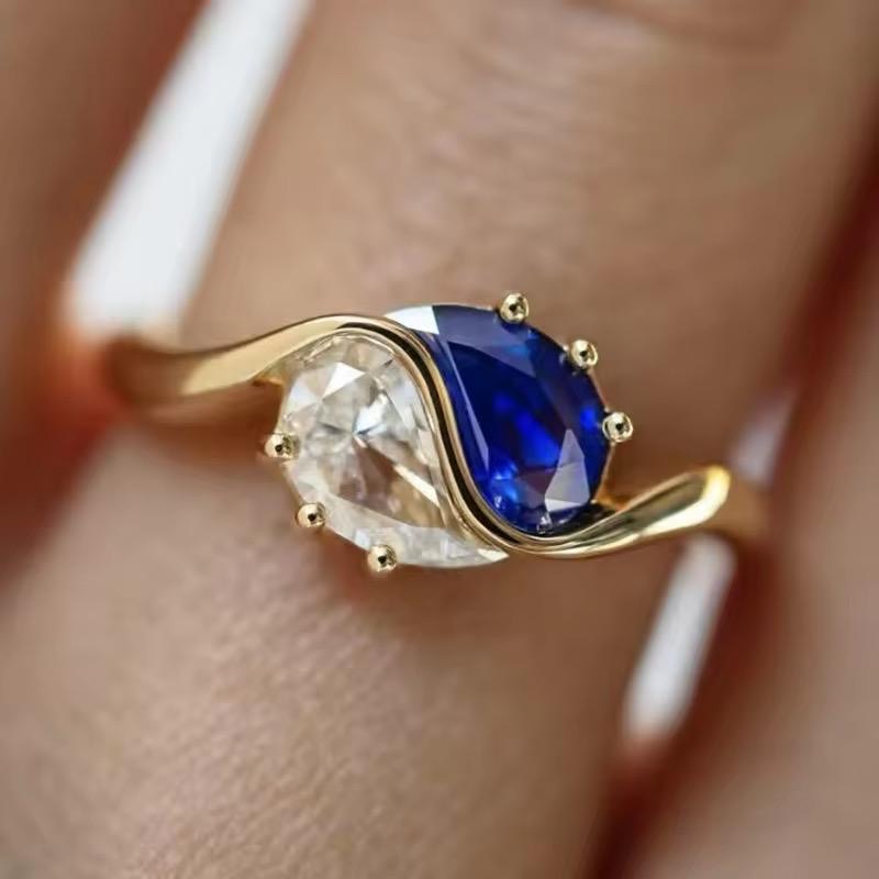 Oceanic Toi Et Moi Ring