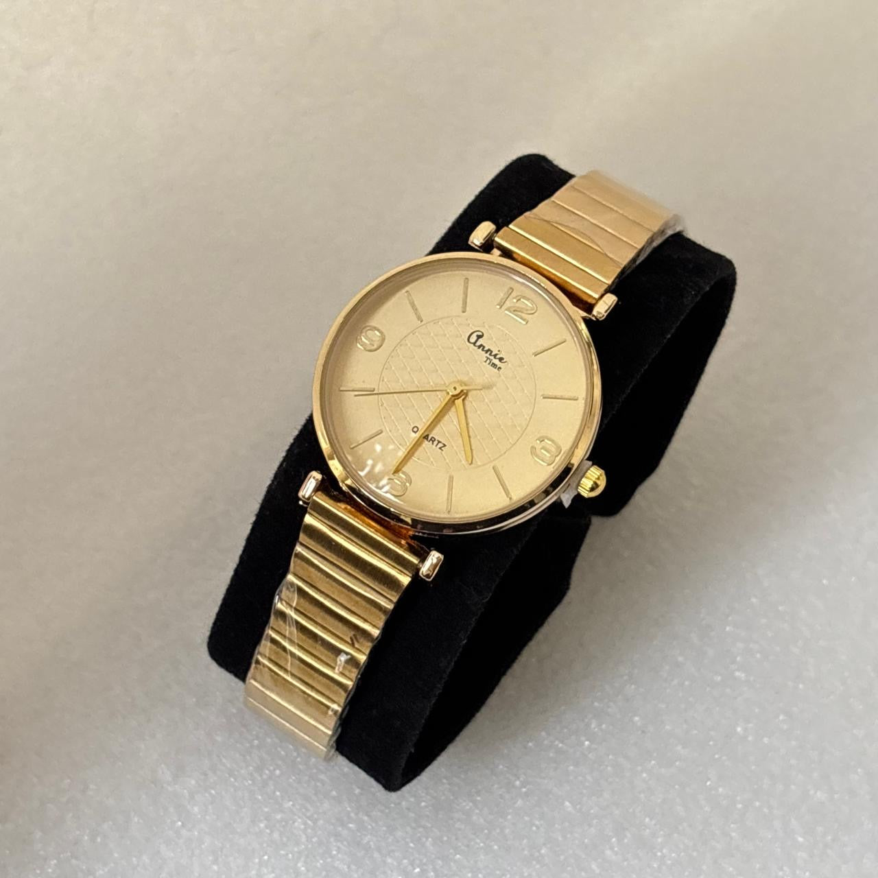 Élise Everyday Staple Gold Watch