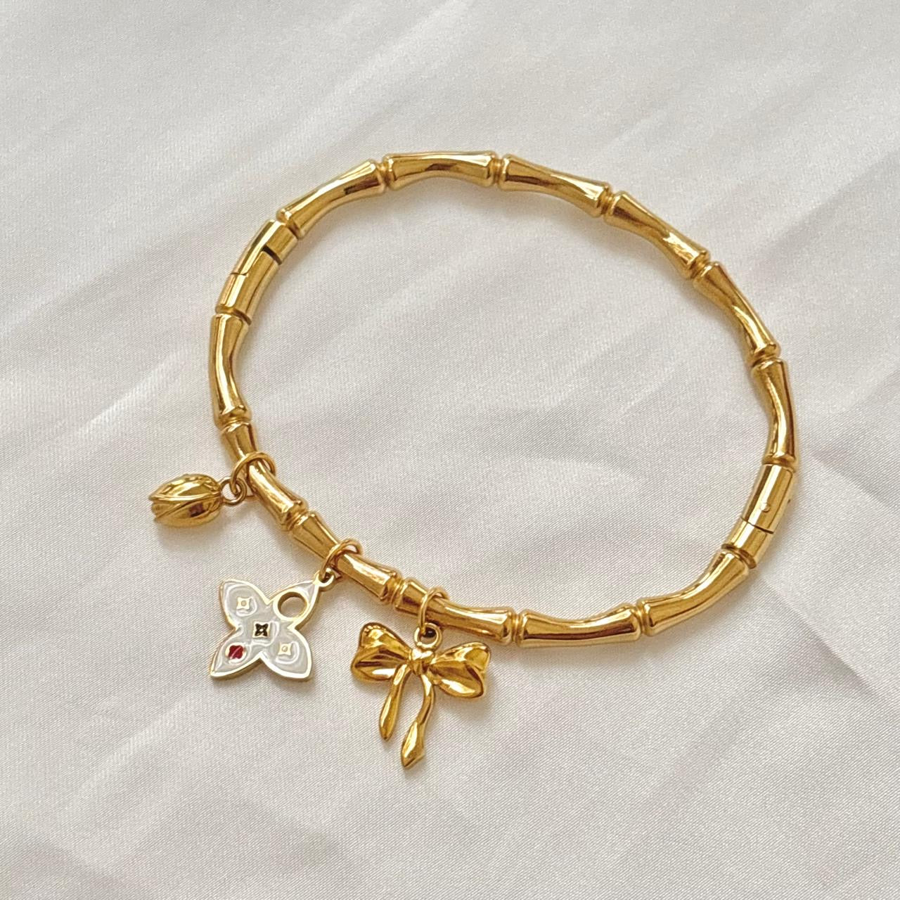 Meadow Bloom Charm Bracelet