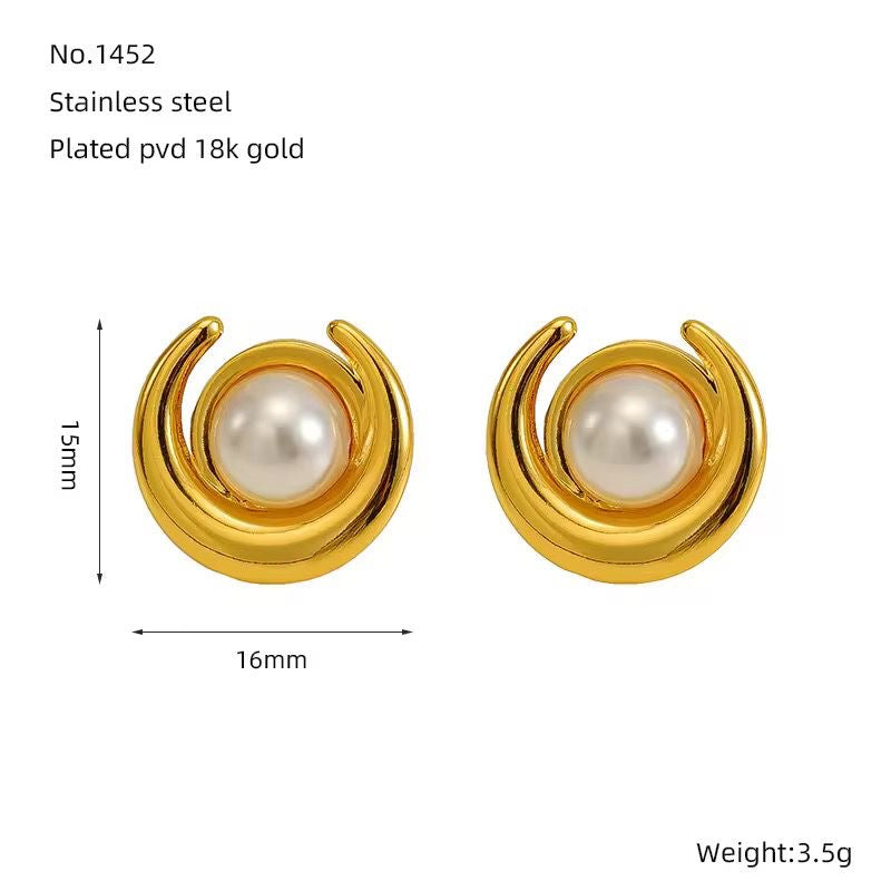 June Pearl Studs -18K