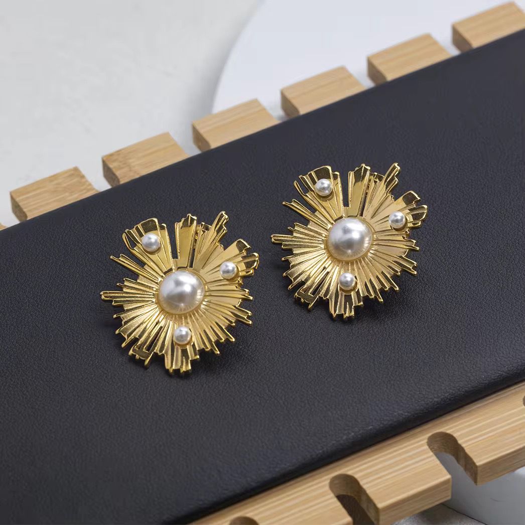 Dynasty Pearl Statement Studs