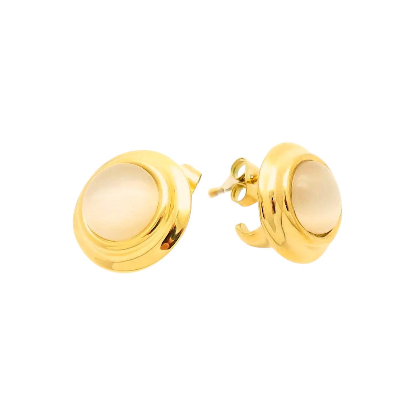 Anna Chic Shell Studs