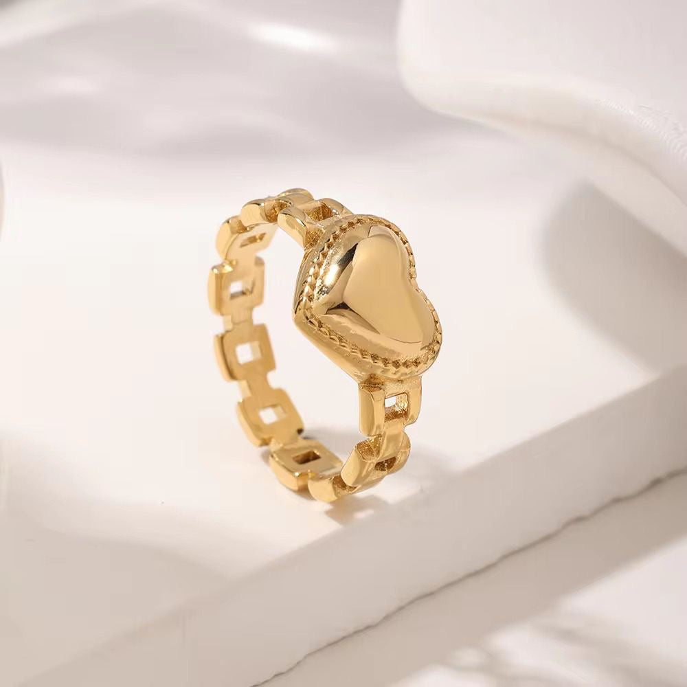 Sweet Heart Ring