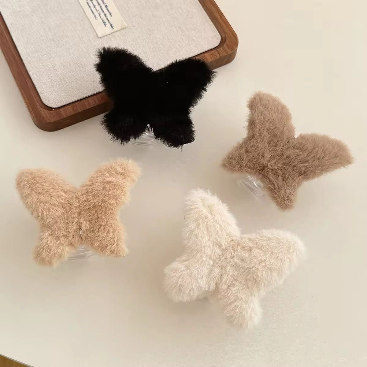 Beige Furr Flutter Claw Clip
