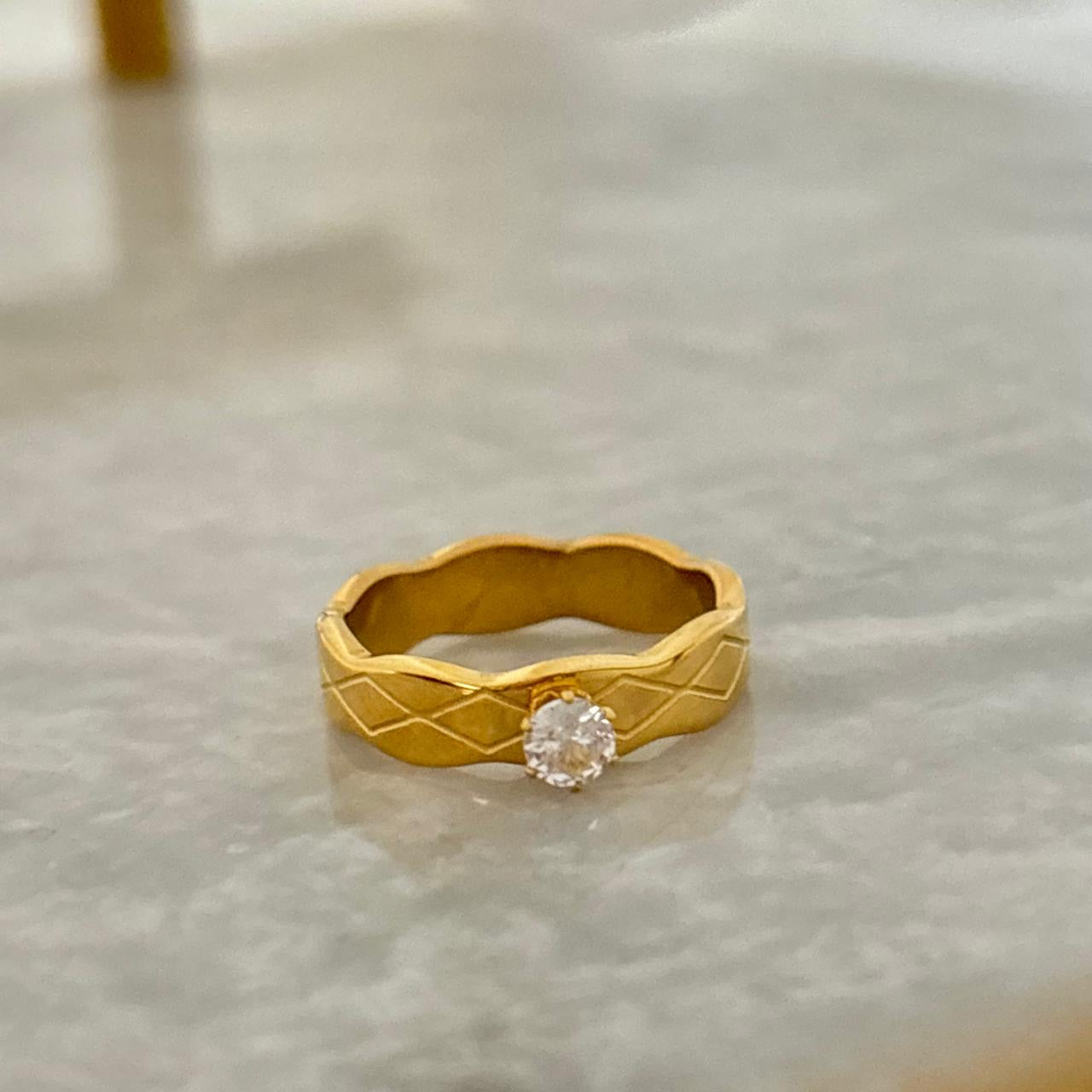 Curvy Solitaire Ring