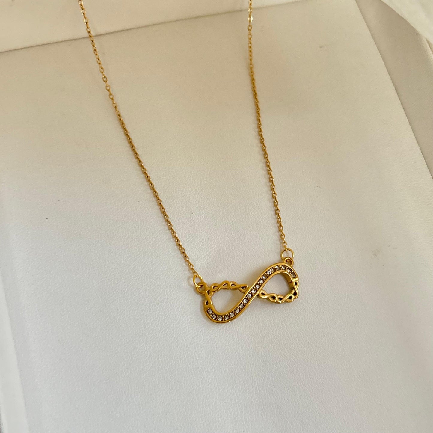 Infinity Necklace -18K