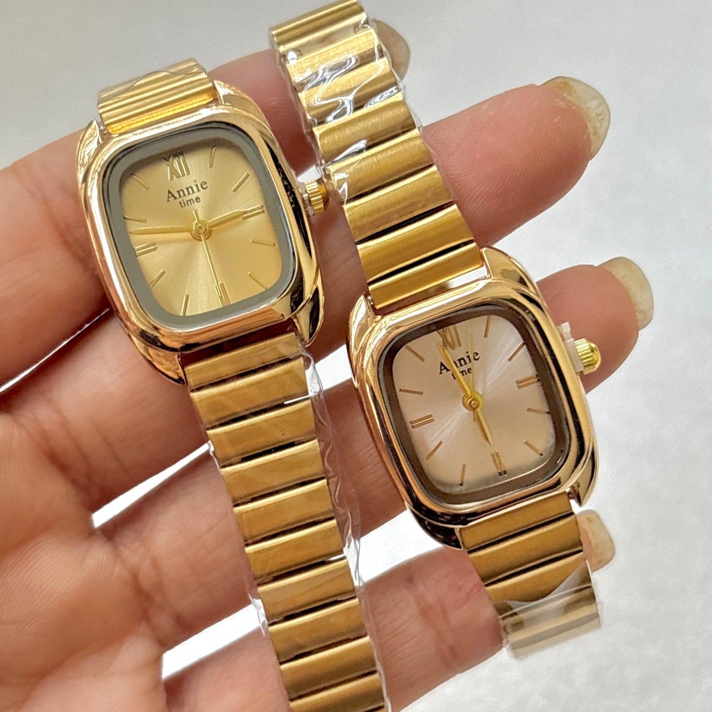 LUX Lumière Square Pearly White Watch