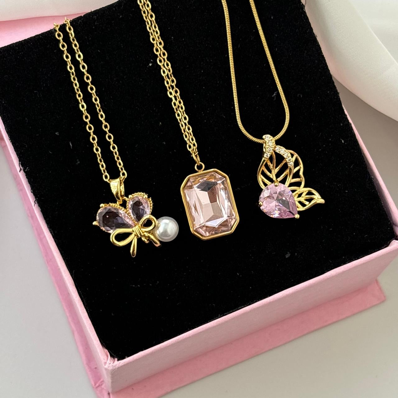 Pink Leafy Zirconia Necklace -18K