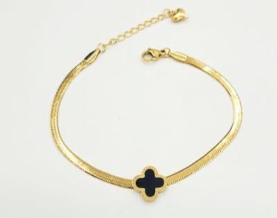 Clover Sleek Herringbone Bracelet -18K