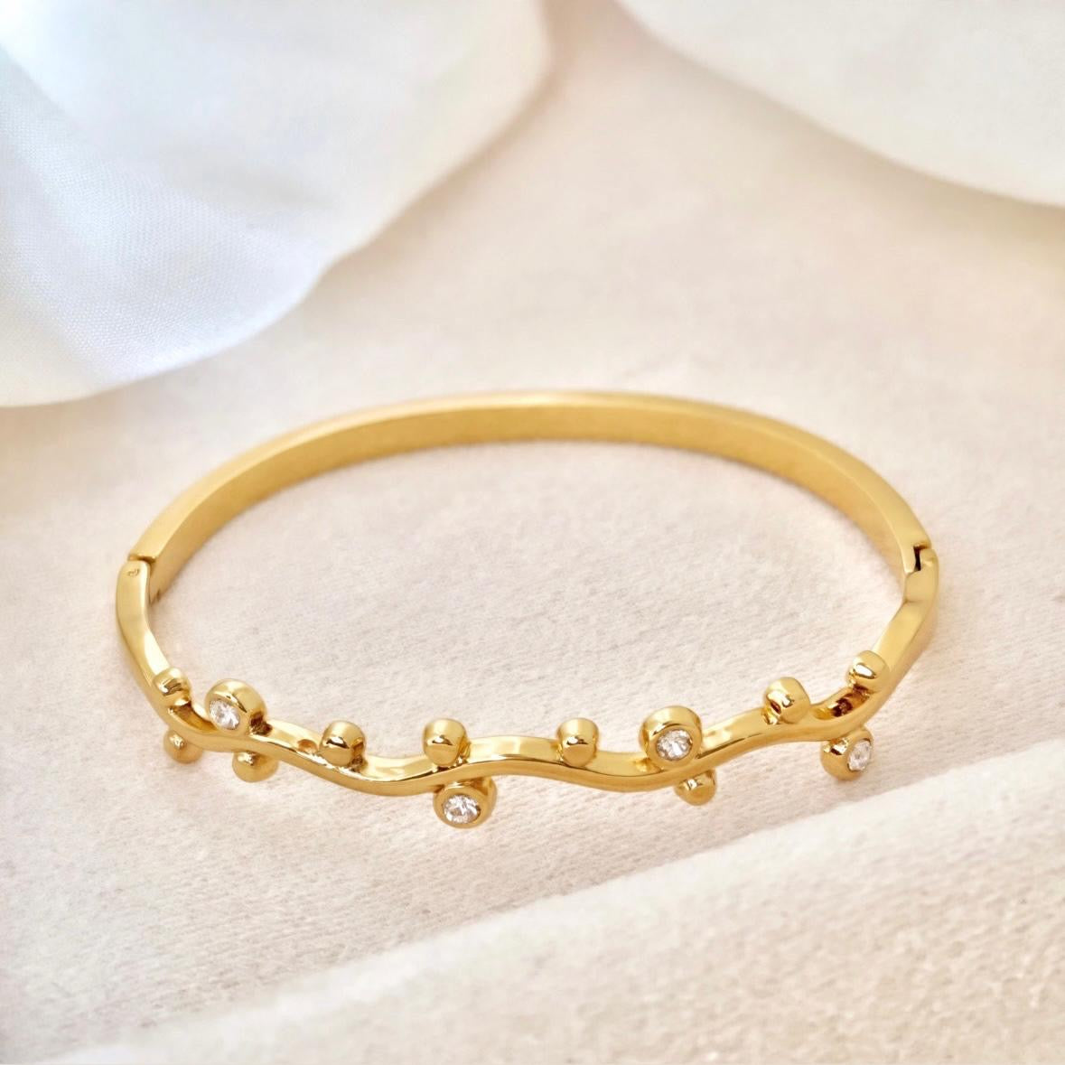 Wavy Diamond Bracelet
