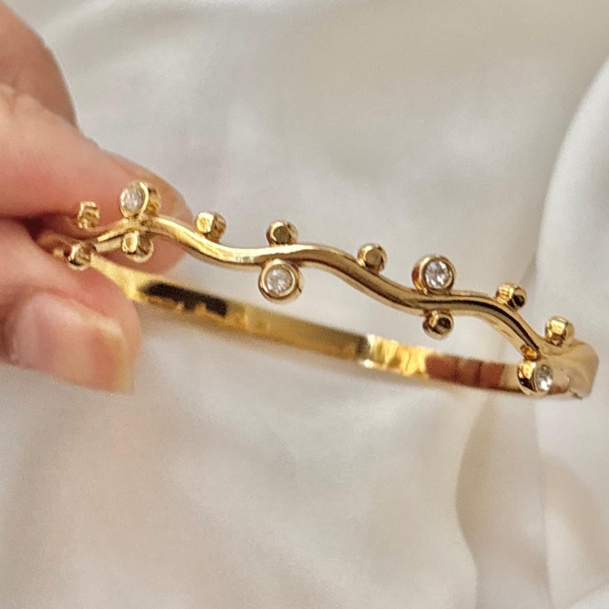 Wavy Diamond Bracelet