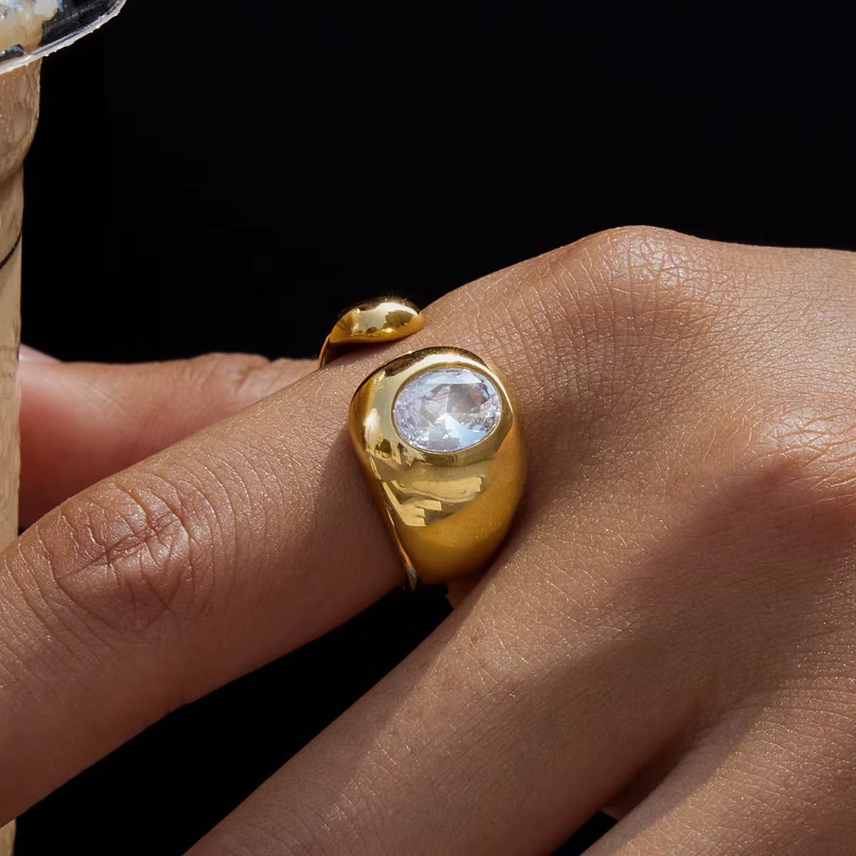 Luna Ring