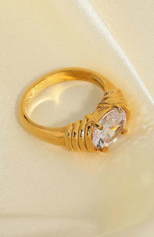 Regalia Ring -18K
