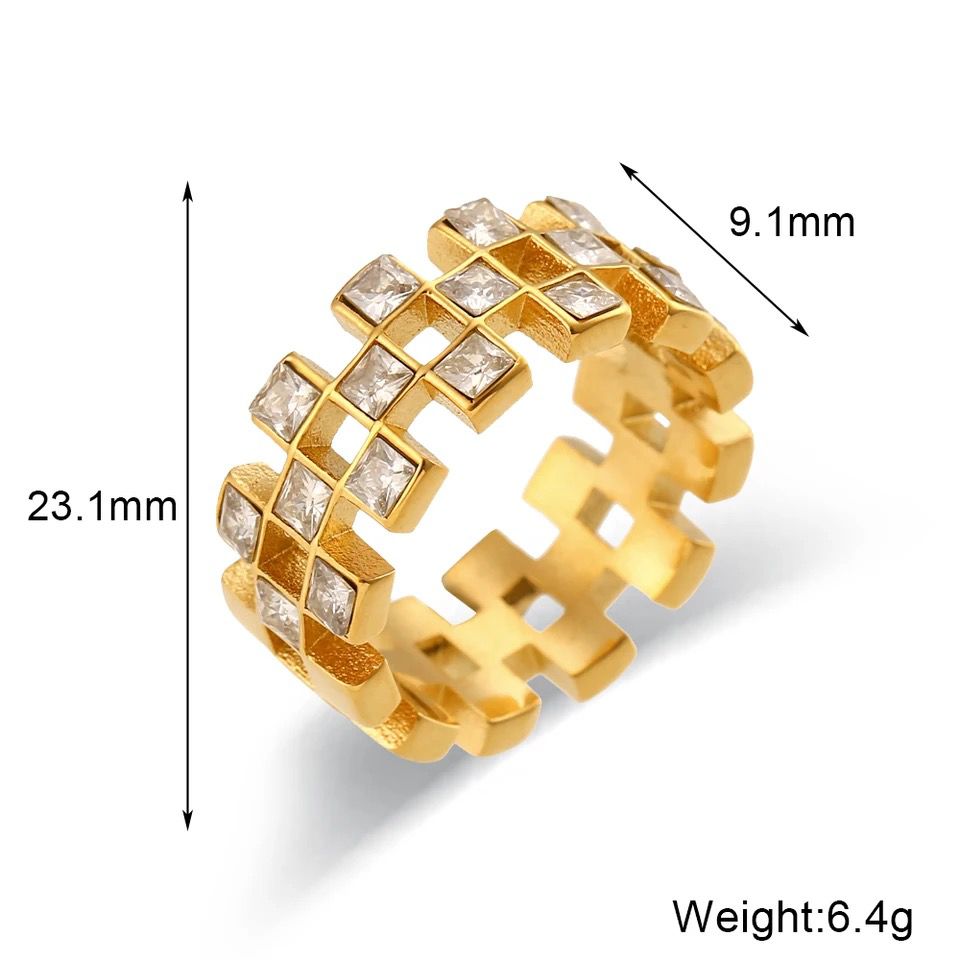 Everly Mesh Ring