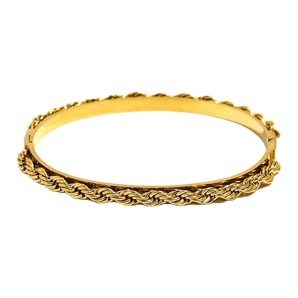 Chic Twisted Bracelet