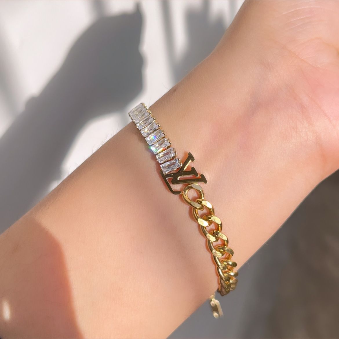 Luxurious Baguette Diamond x Curb Volt Bracelet