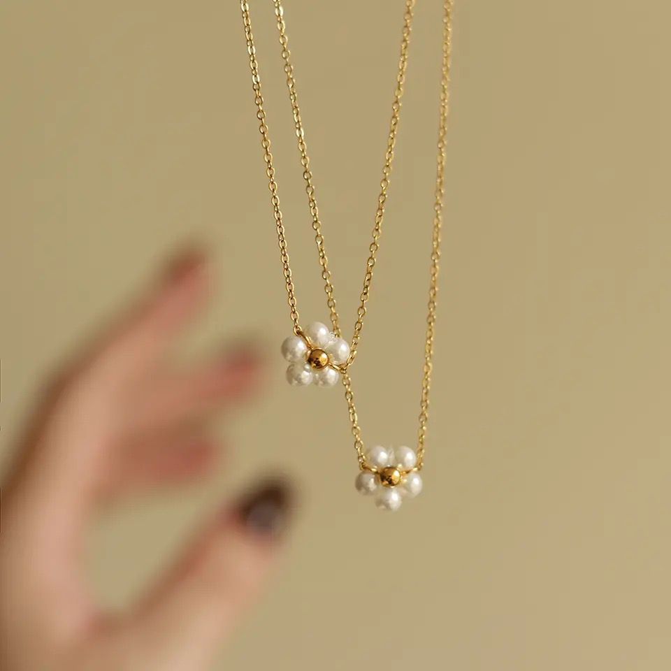 Disty Flora Necklace